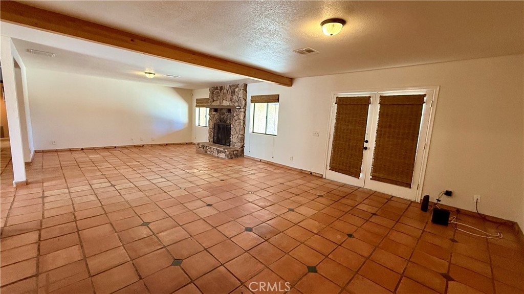 2342 W Avenue N Property Photo 32