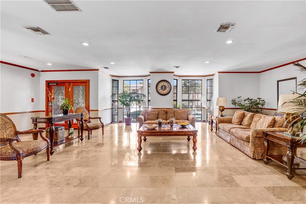 17914 Magnolia Boulevard 210 Property Photo 2