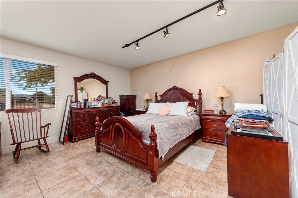 2257 West Avenue N8 Property Photo 55