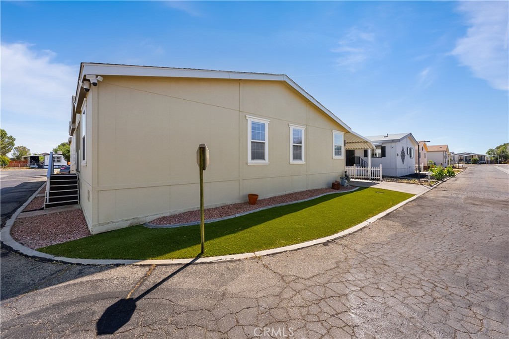 2100 Windflow 70 Property Photo 40