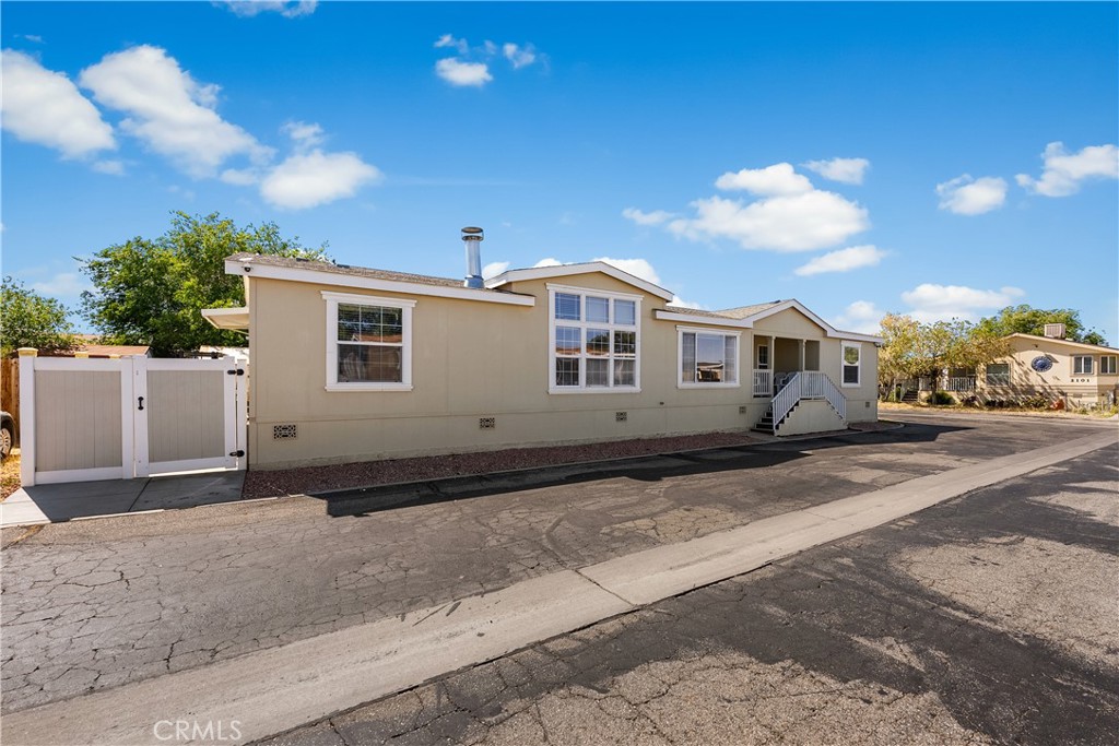2100 Windflow 70 Property Photo 49