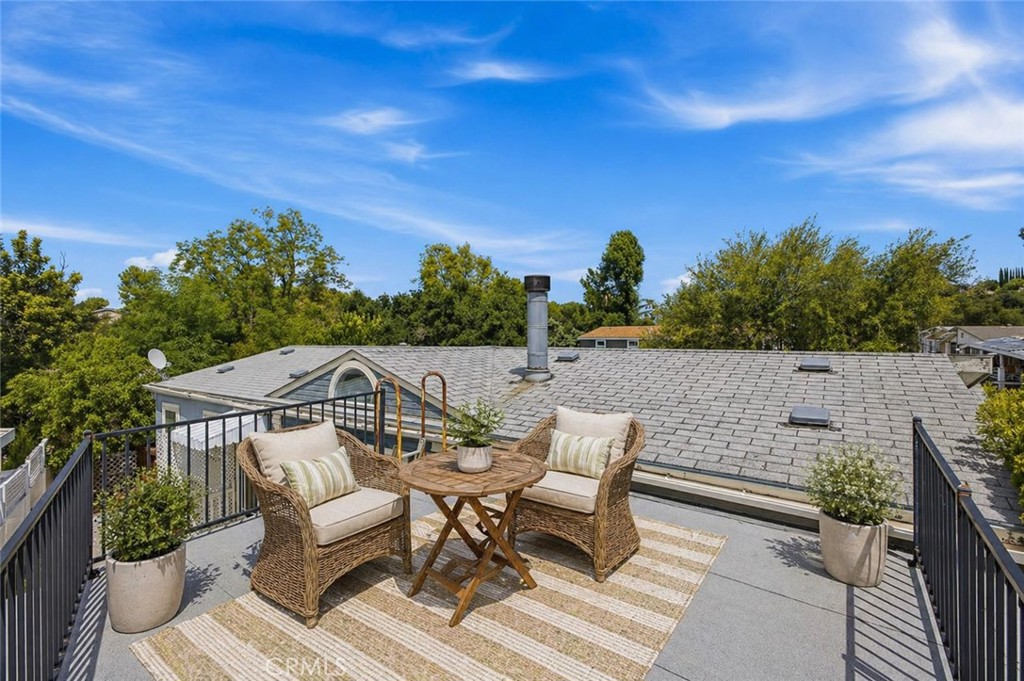 4201 Topanga Canyon Blvd 106 Property Photo 2