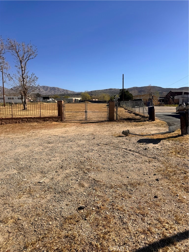 8026 Pearblossom Property Photo 20