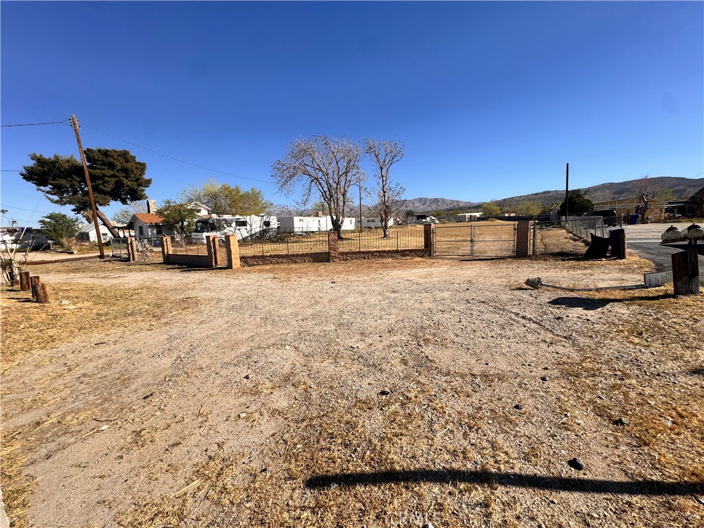 8026 Pearblossom Property Photo 24
