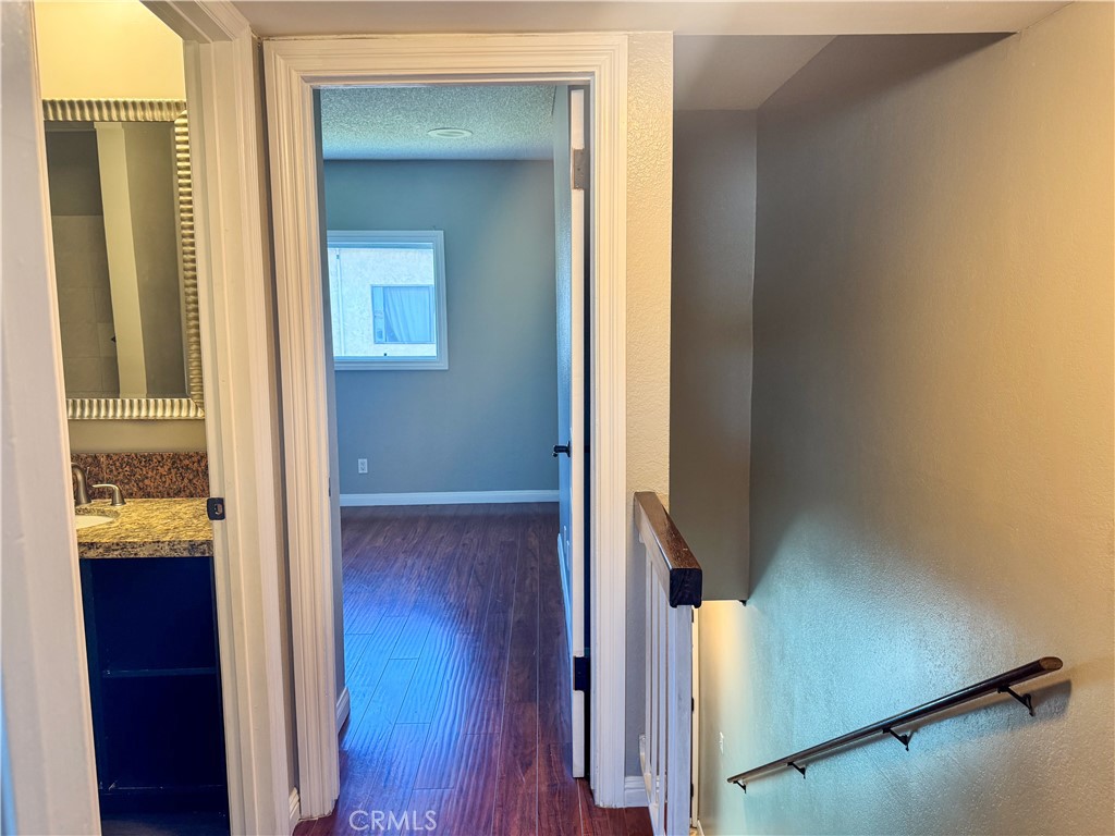 9019 Cedros Avenue 12 Property Photo 8