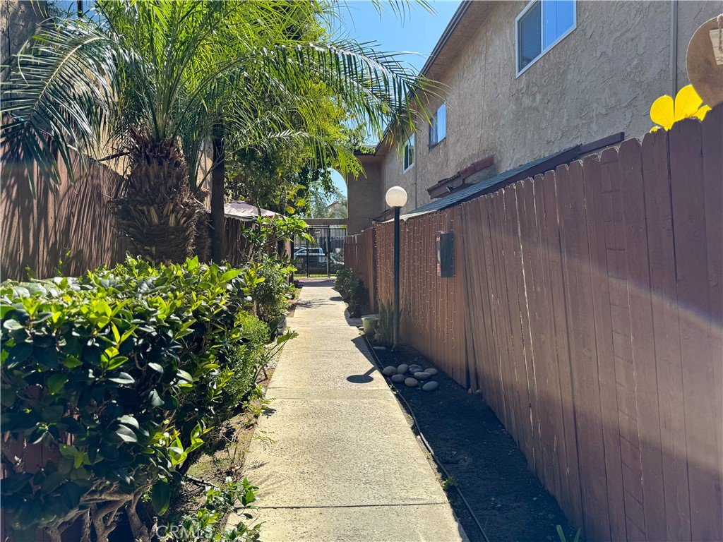 9019 Cedros Avenue 12 Property Photo 13