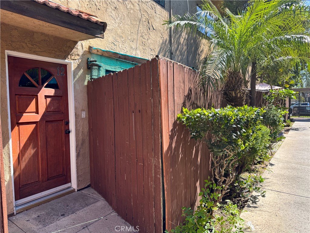 9019 Cedros Avenue 12 Property Photo 15