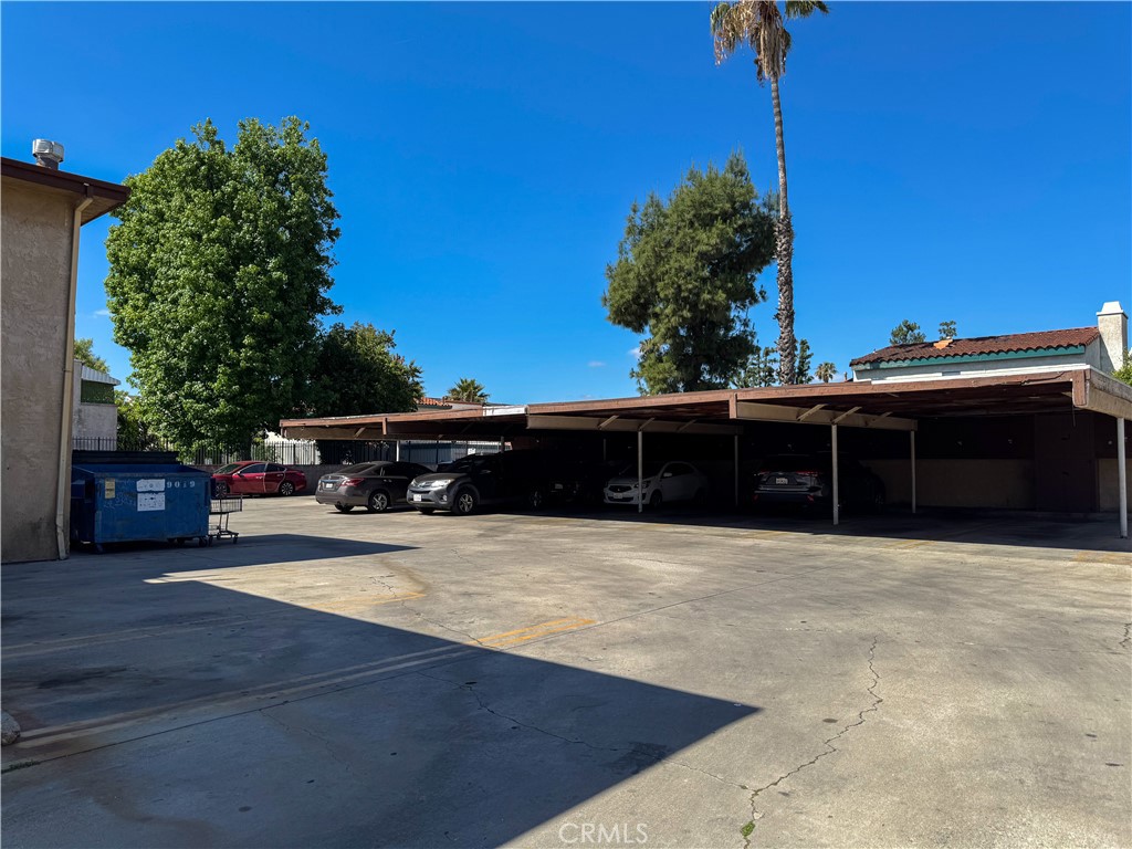 9019 Cedros Avenue 12 Property Photo 16