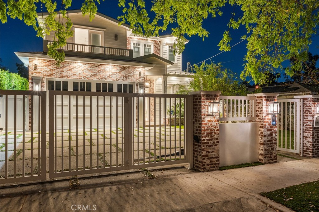 12345 Huston Property Photo 1