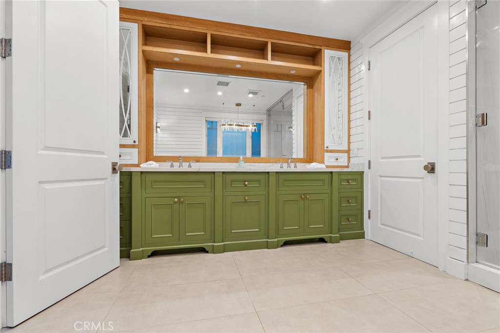 12345 Huston Property Photo 44