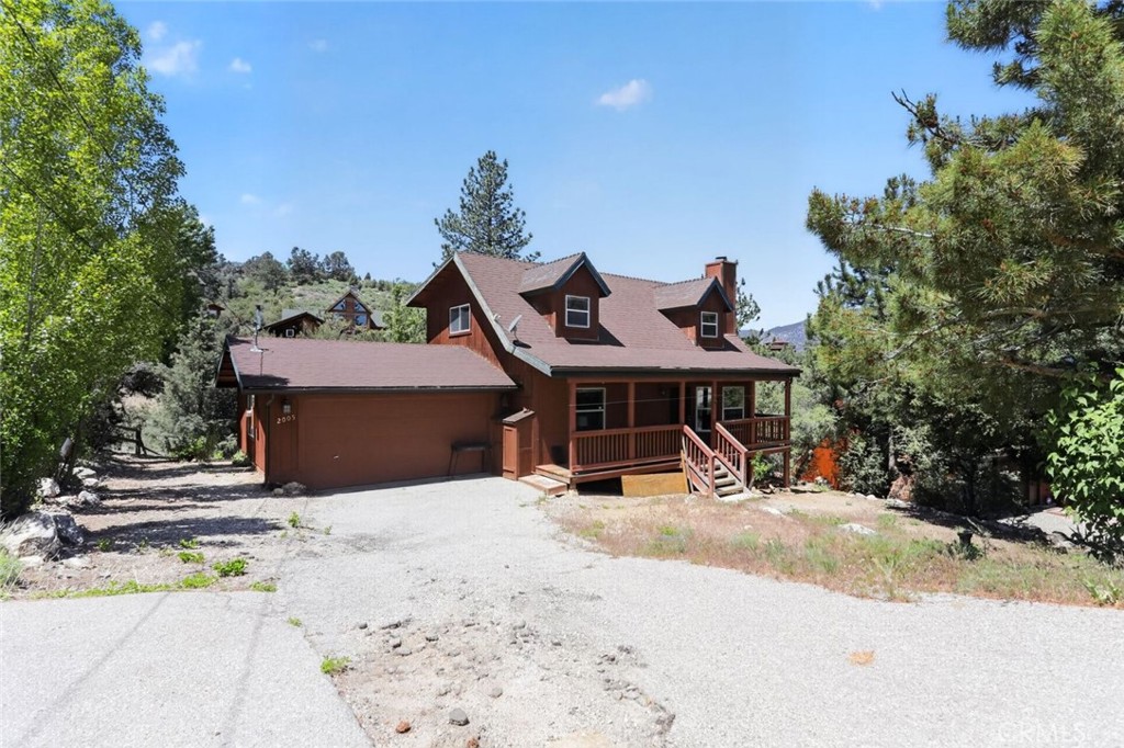 2005 Zermatt Drive Property Photo 2