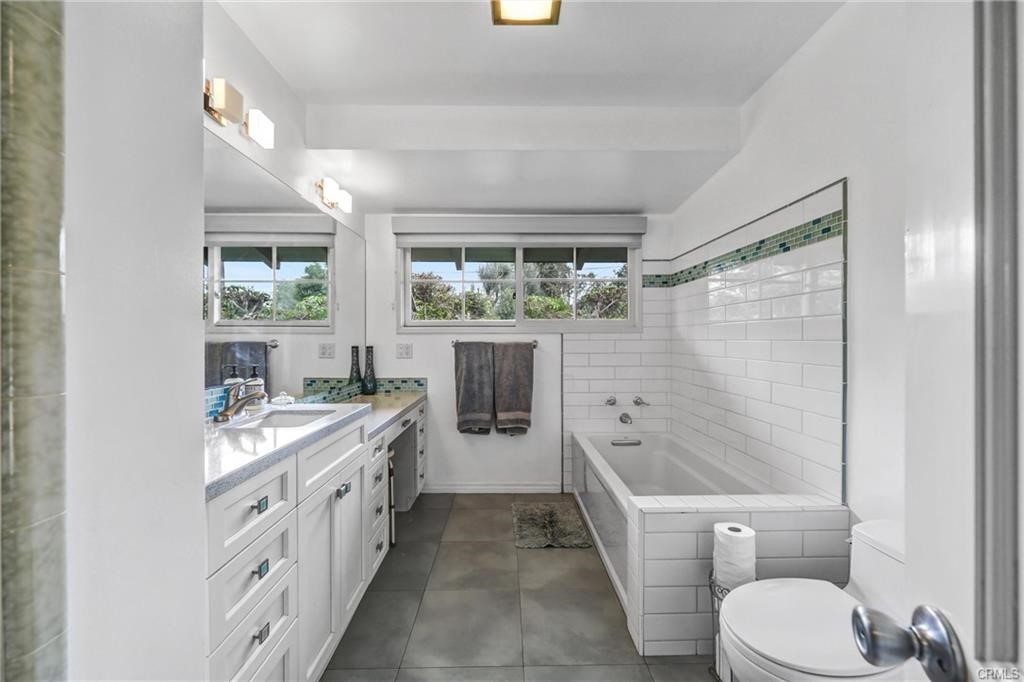 17300 Sunburst Property Photo 17