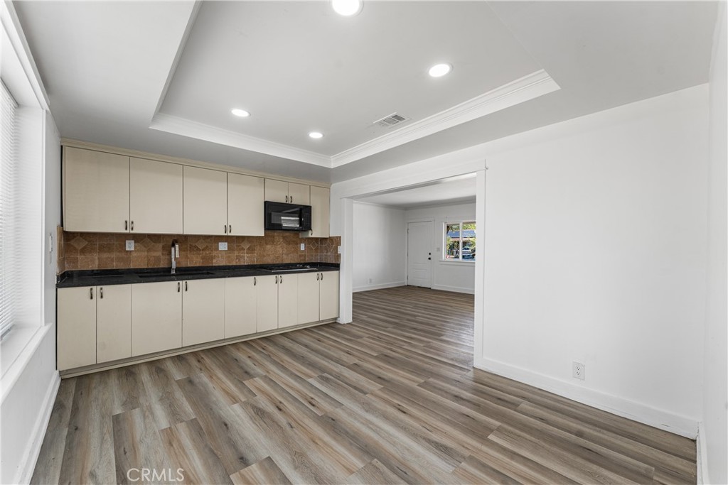 232 E Avenue P5 Property Photo 15