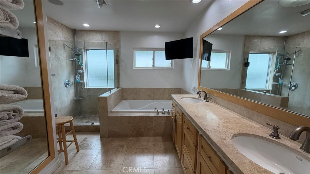 5855 Shirley Avenue Property Photo 23