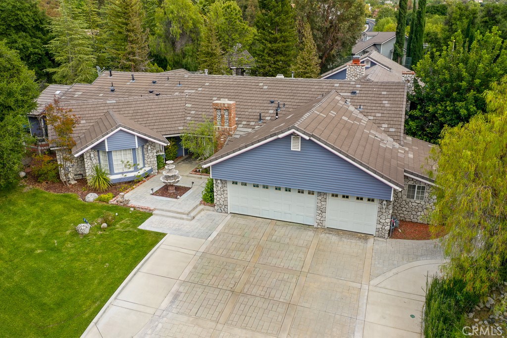 15657 Live Oak Springs Canyon Property Photo 8