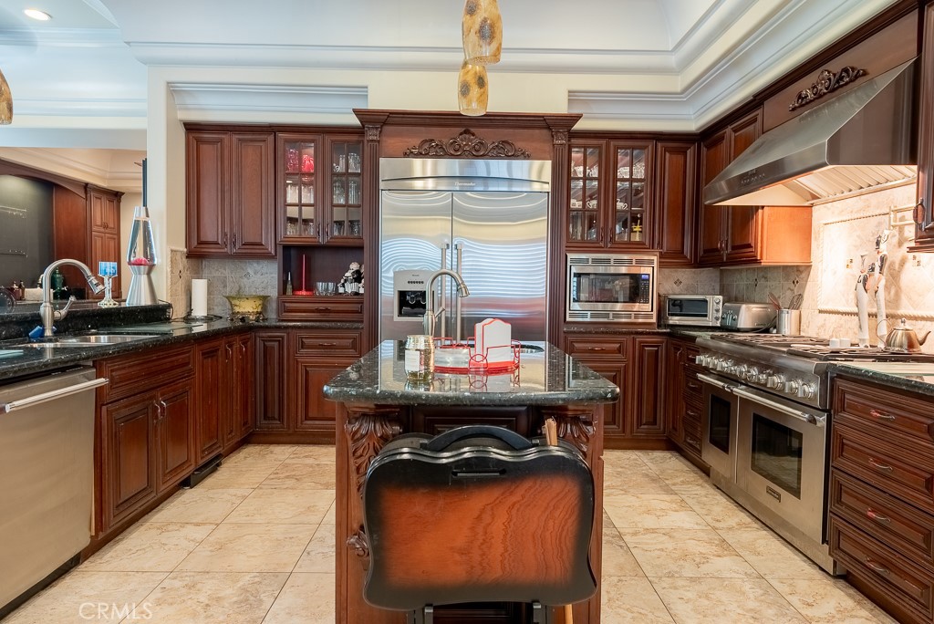 15657 Live Oak Springs Canyon Property Photo 23