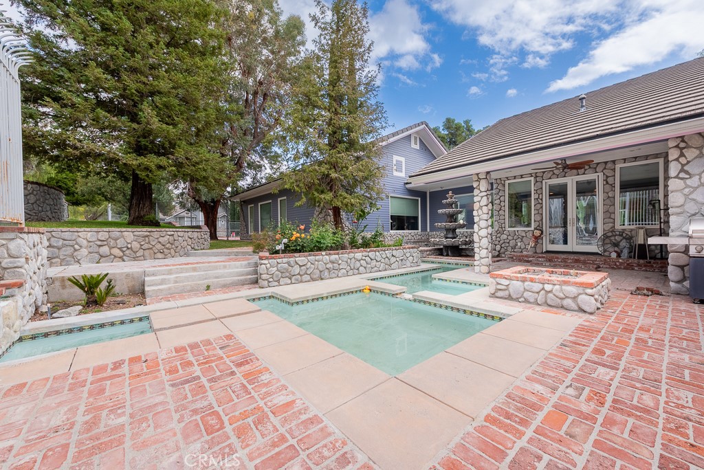 15657 Live Oak Springs Canyon Property Photo 38