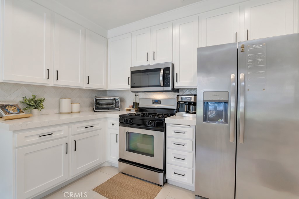 272 Fieldstone Way A Property Photo 10
