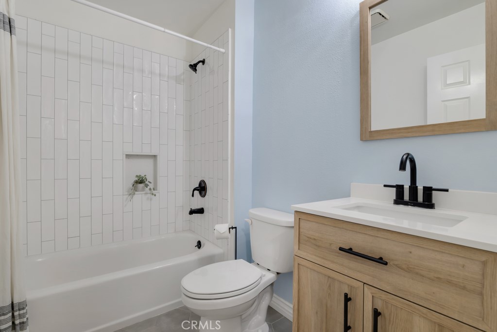 272 Fieldstone Way A Property Photo 24