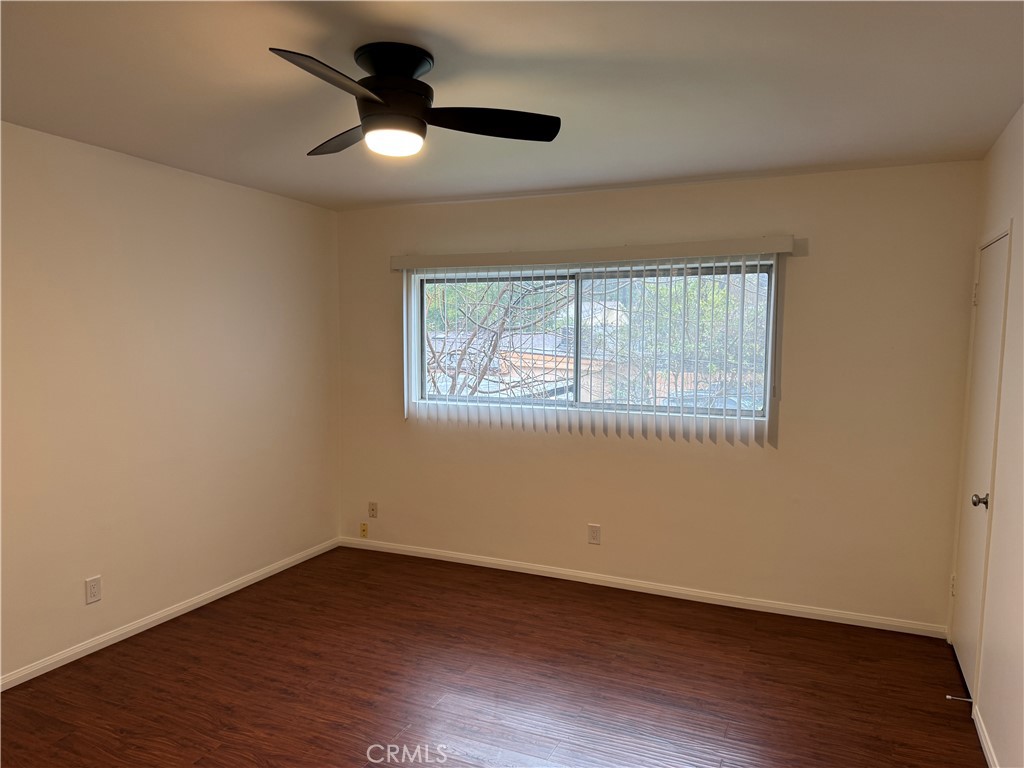 1164 Irving Avenue A Property Photo 26