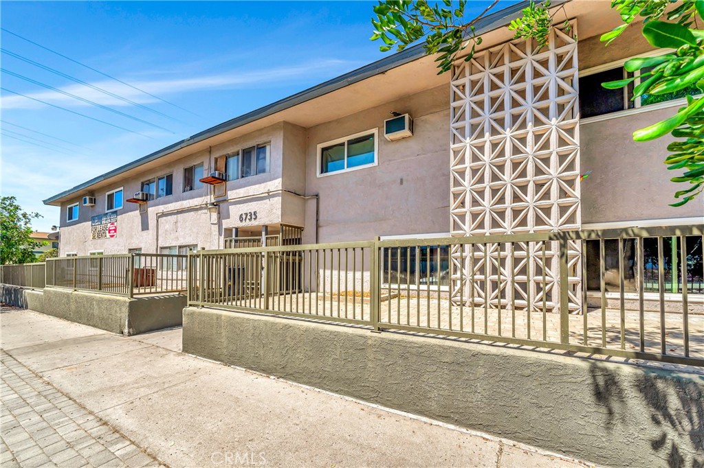 6735 Elmer 4 Property Photo 2
