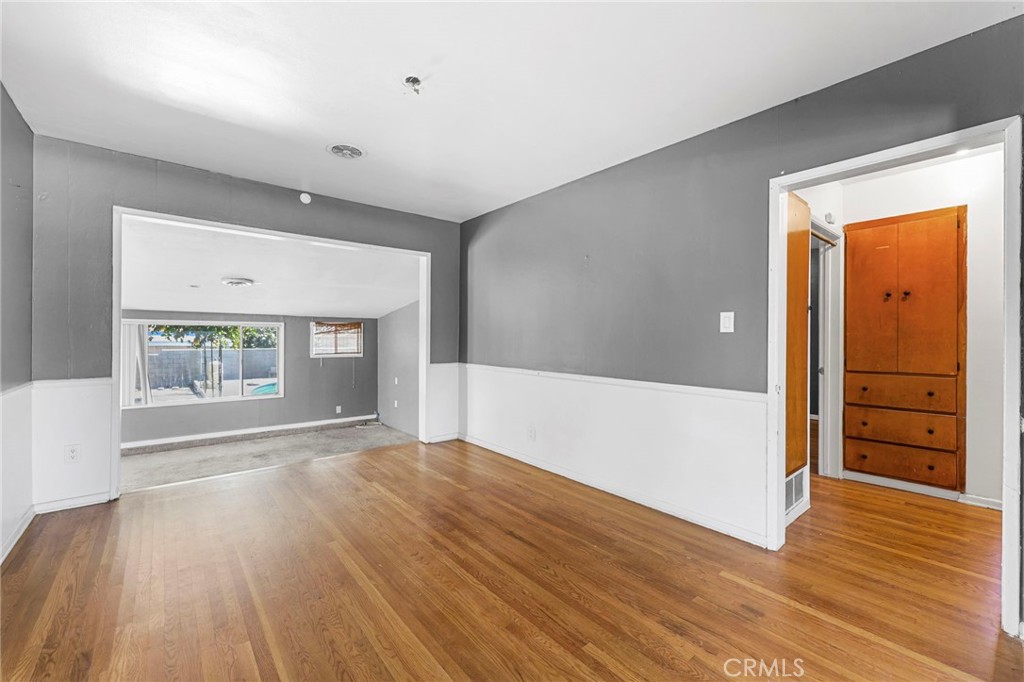951 W Princeton Property Photo 7
