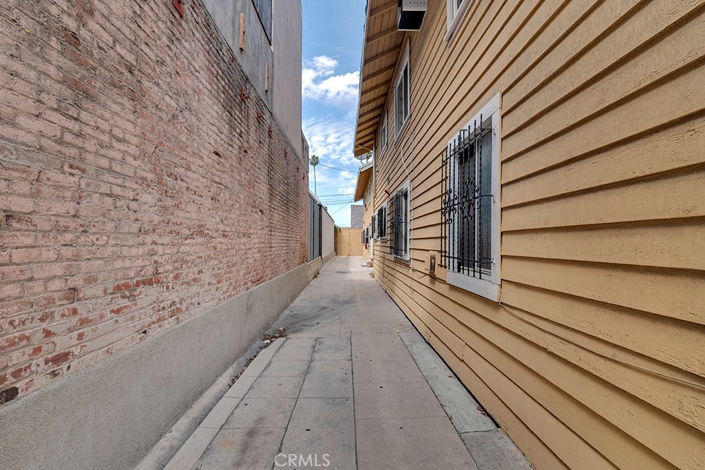 2113 Venice Property Photo 11