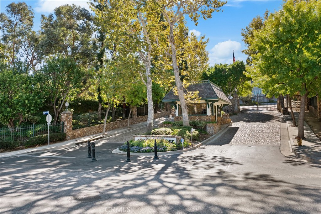 22451 S Summit Ridge Circle Property Photo 10