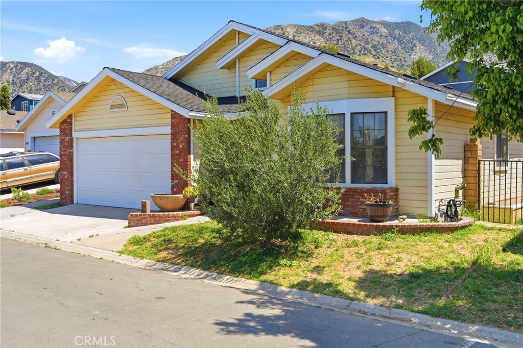 13691 Gavina Avenue 595 Property Photo 2