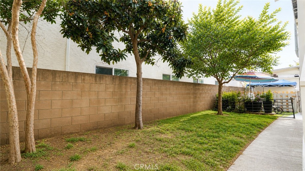 129 N Hagar Property Photo 9