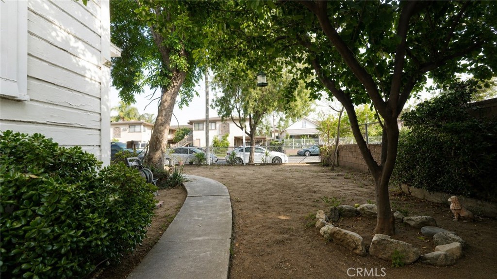 129 N Hagar Property Photo 10