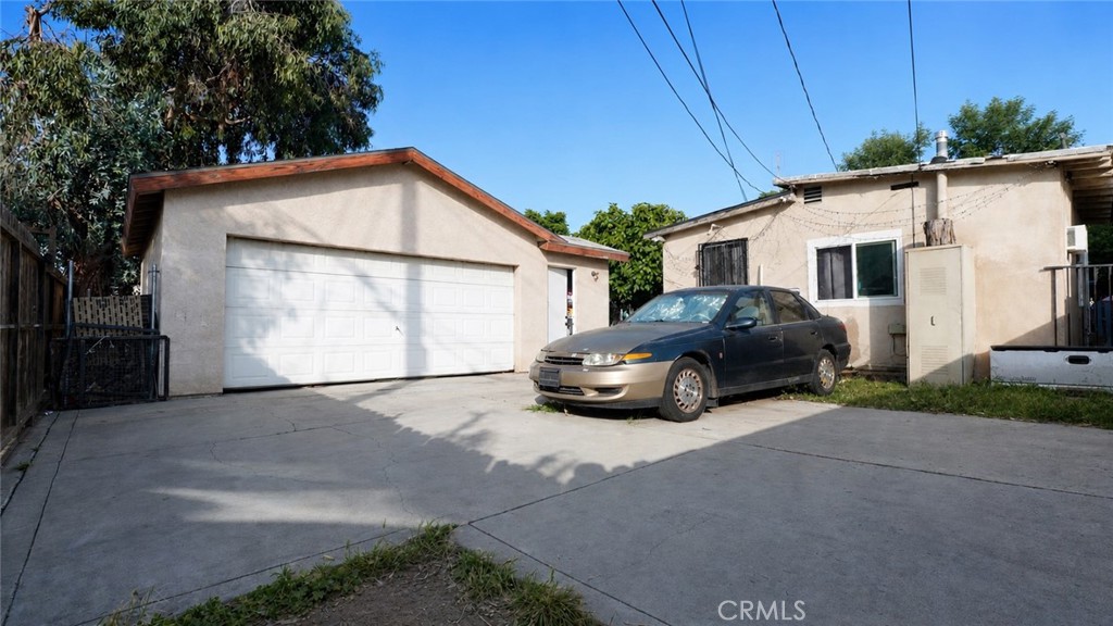 129 N Hagar Property Photo 19
