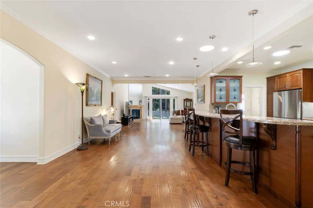 21720 Dumetz Road Property Photo 7
