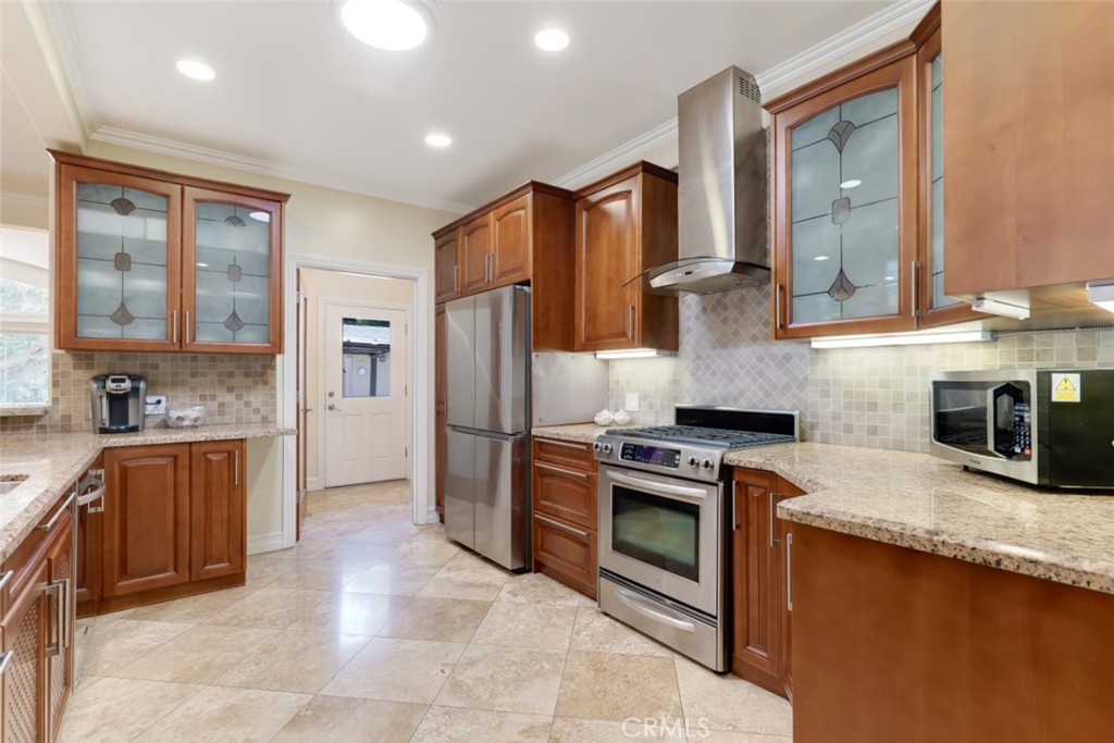 21720 Dumetz Road Property Photo 14