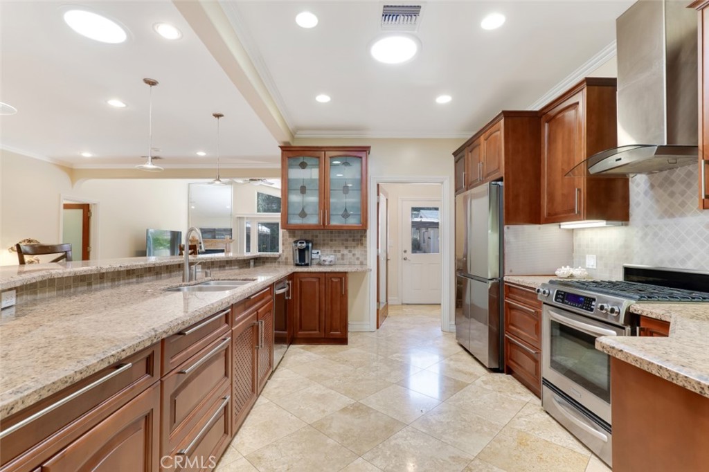 21720 Dumetz Road Property Photo 15