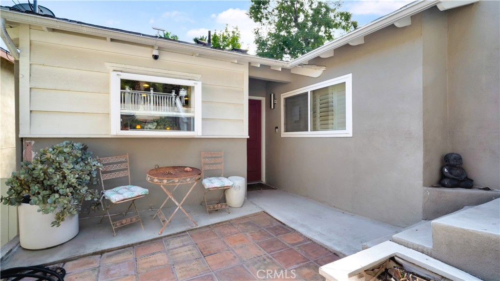 407 Alta Vista Avenue Property Photo 3