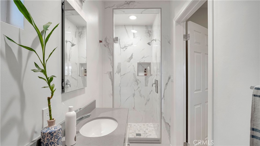 407 Alta Vista Avenue Property Photo 14