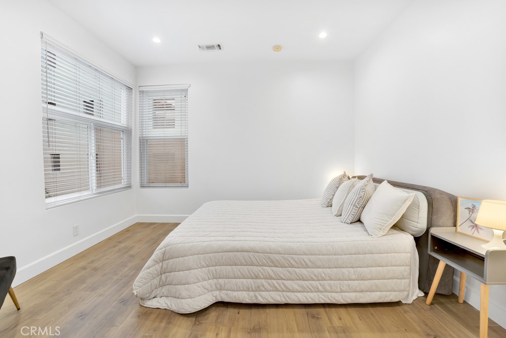 620 S Gramercy 338 Property Photo 11