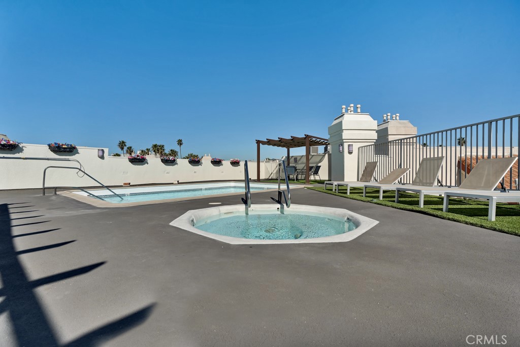 620 S Gramercy 338 Property Photo 19
