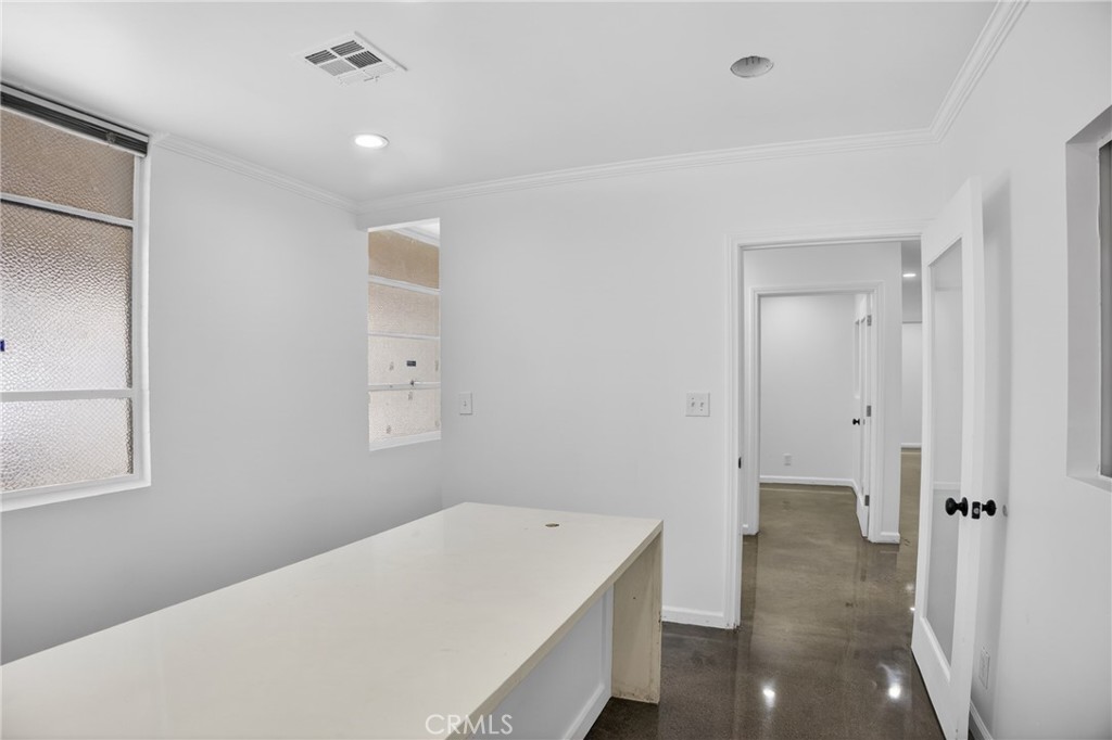 14521 Arminta Property Photo 8