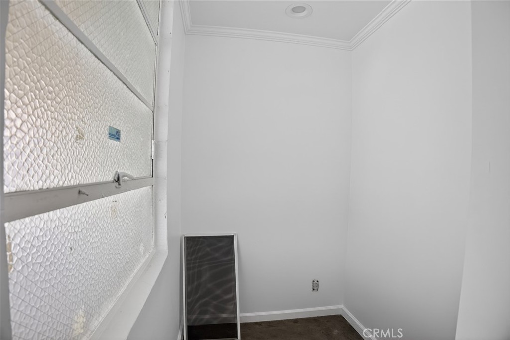 14521 Arminta Property Photo 11