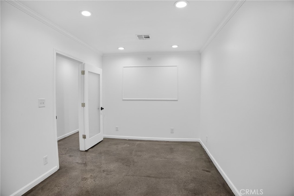 14521 Arminta Property Photo 13