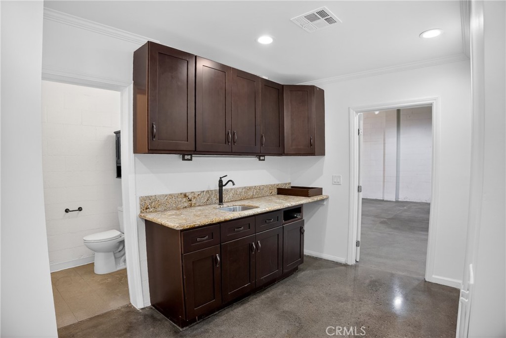14521 Arminta Property Photo 18