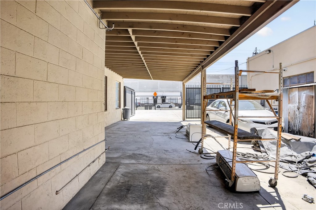 14521 Arminta Property Photo 27