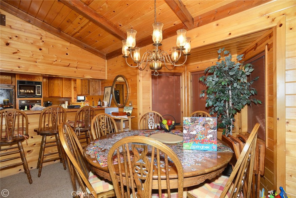 15808 Zurich Way Property Photo 8