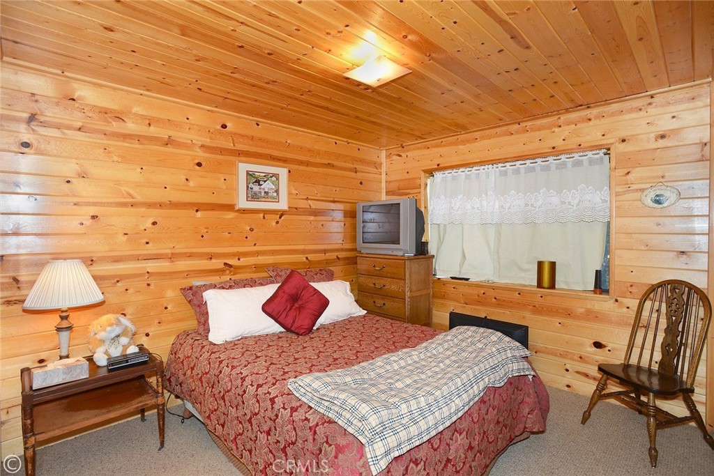 15808 Zurich Way Property Photo 13