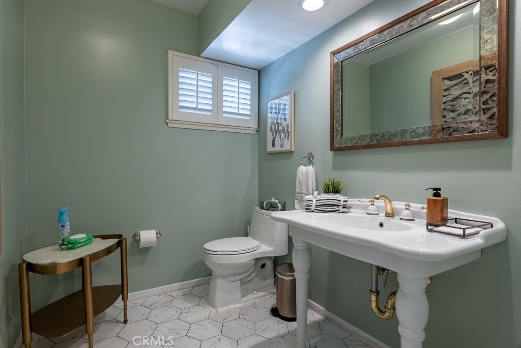 13383 Contour Drive Property Photo 17