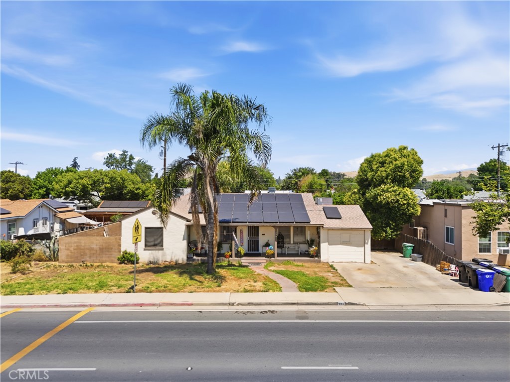 354 W Morton Ave Property Photo 4
