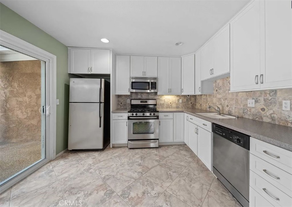 44150 30th W Property Photo 11