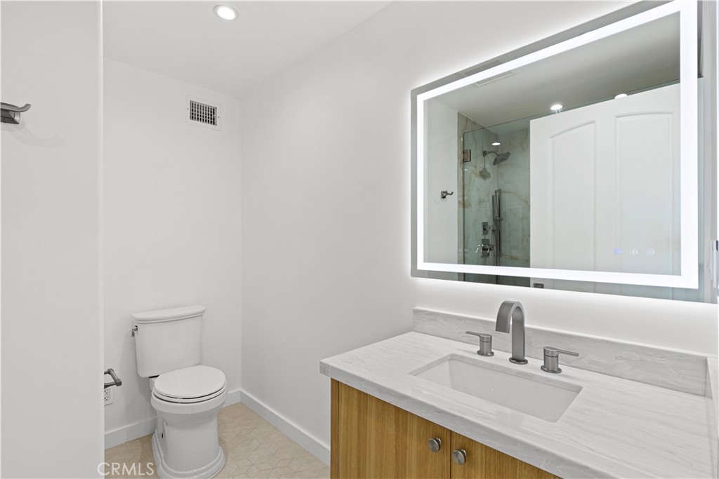 1724 Bluff Place Property Photo 25